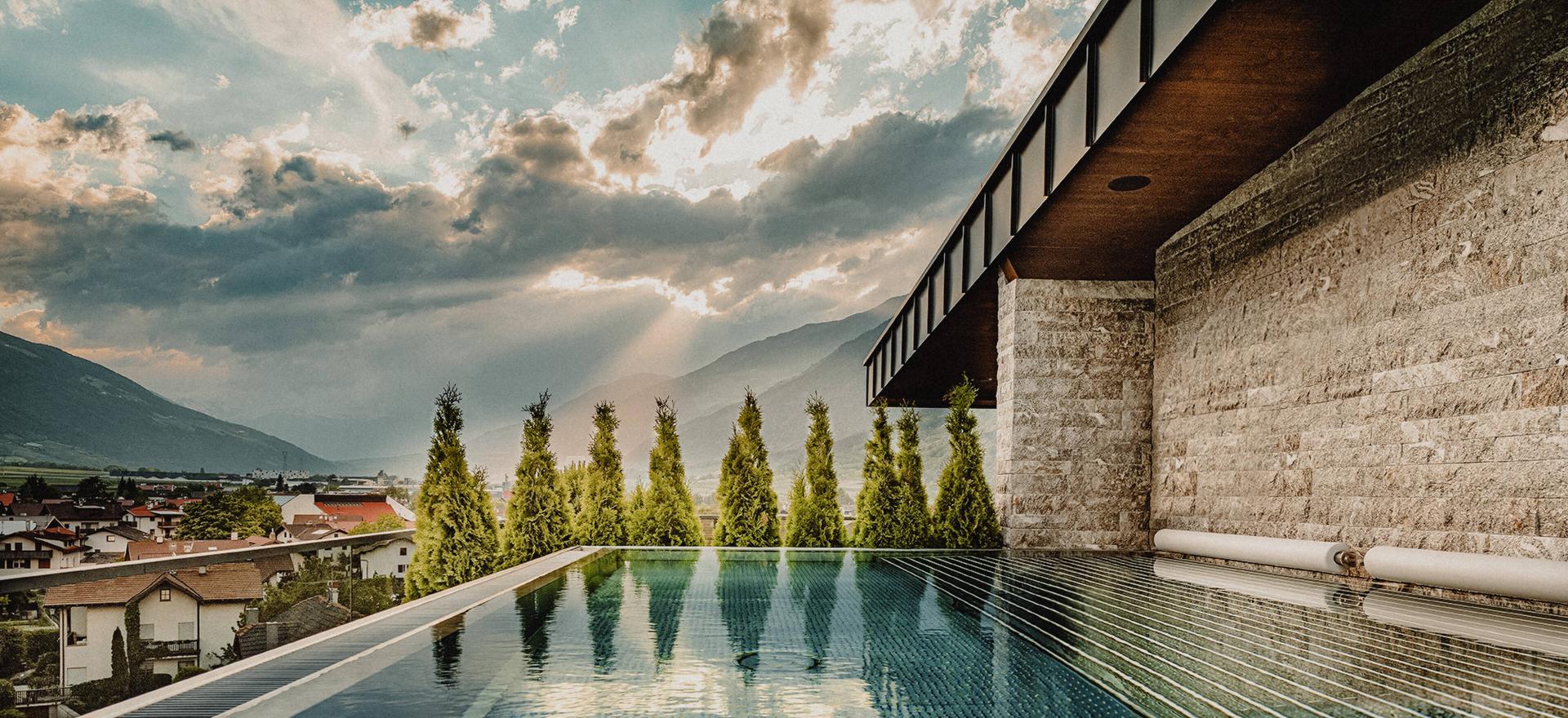 Dein Pool-Paradies im Vinschgau