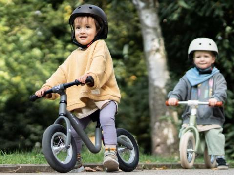 my junior® Laufrad im Jagdhof in Latsch, Südtirol Komfortabel & sicher unterwegs – auch im Urlaub