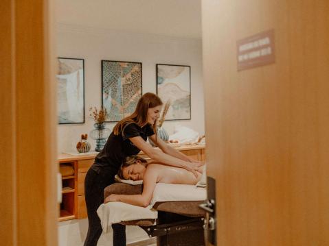 Relaxing moments at the wellness hotel in the Venosta Valley! Relaxing moments at the wellness hotel in the Venosta Valley!