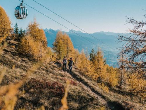 November Glow -25% November Glow -25%