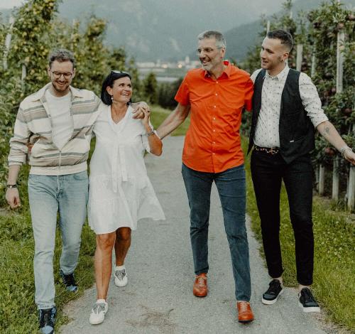 Piris Club - für unsere Stammgäste & Freunde Piris Club - für unsere Stammgäste & Freunde