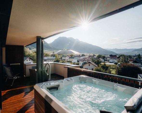 Dein Hotel mit Whirlpool im Zimmer in Südtirol
