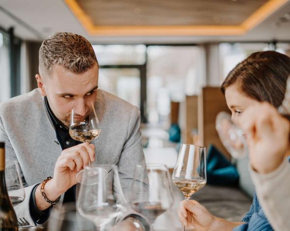 Dein Weinhotel in Südtirol – Willkommen im Jagdhof