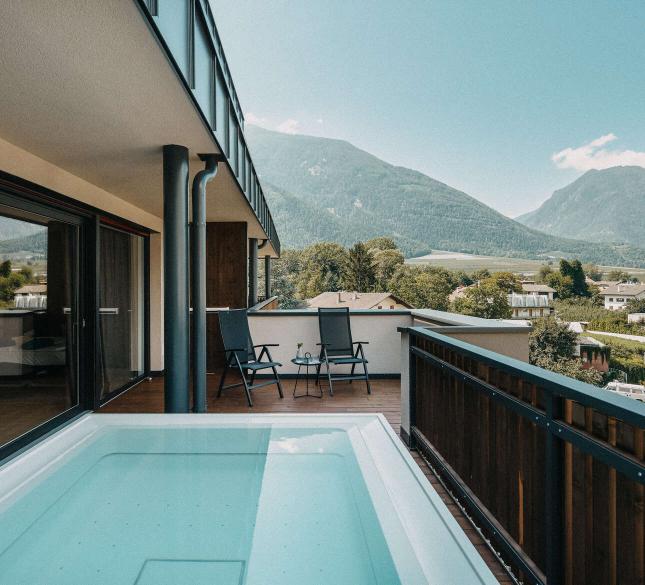 Dein Hotel mit Whirlpool im Zimmer in Südtirol