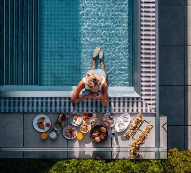 Welcome in probably the coolest adventure hotel in the Alps! Welcome in probably the coolest adventure hotel in the Alps!