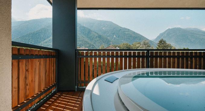 Dein Hotel mit Whirlpool im Zimmer in Südtirol