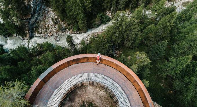 Dein Wanderhotel in Südtirol: Abenteuer in den Bergen